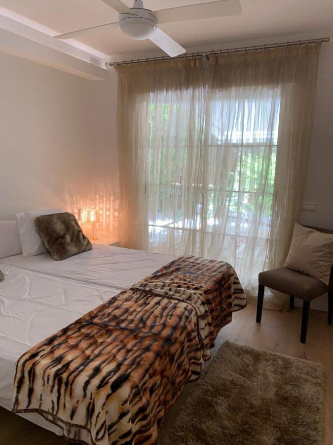 Appartement Marbella Playa Residencial Con Piscina Extérieur photo